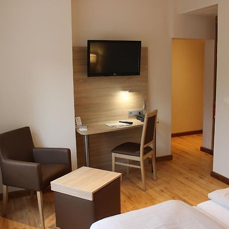 Hotel Dreimaedelhaus Espelkamp-Mittwald Dış mekan fotoğraf