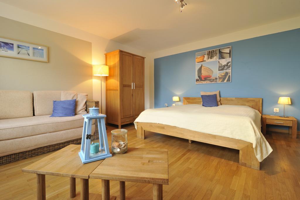 Hotel Dreimaedelhaus Espelkamp-Mittwald Dış mekan fotoğraf