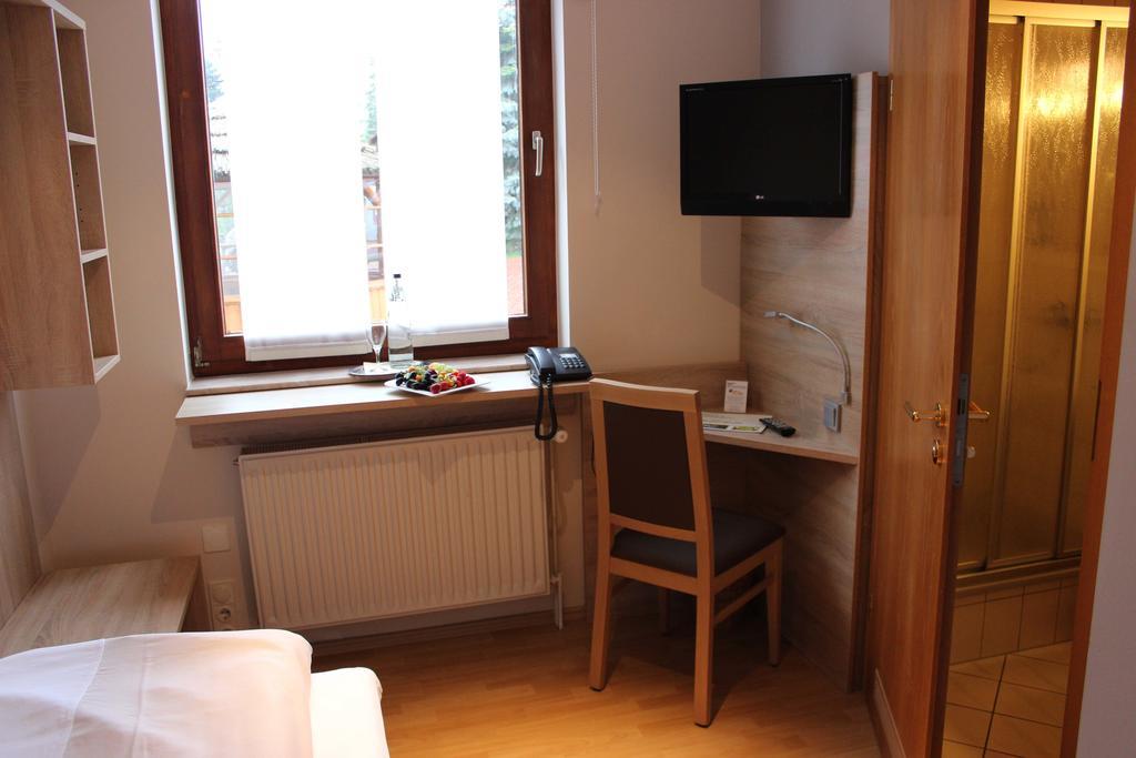 Hotel Dreimaedelhaus Espelkamp-Mittwald Dış mekan fotoğraf