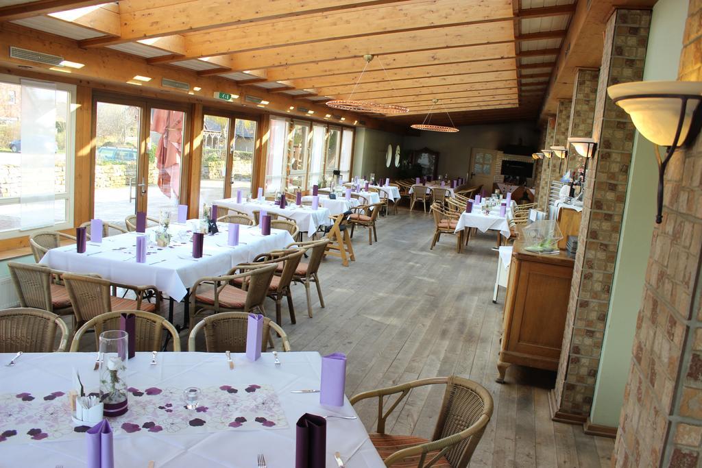 Hotel Dreimaedelhaus Espelkamp-Mittwald Dış mekan fotoğraf