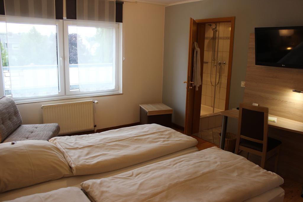 Hotel Dreimaedelhaus Espelkamp-Mittwald Dış mekan fotoğraf