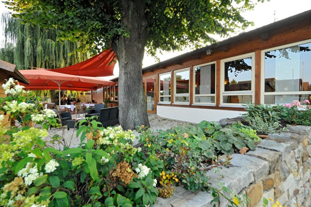Hotel Dreimaedelhaus Espelkamp-Mittwald Dış mekan fotoğraf