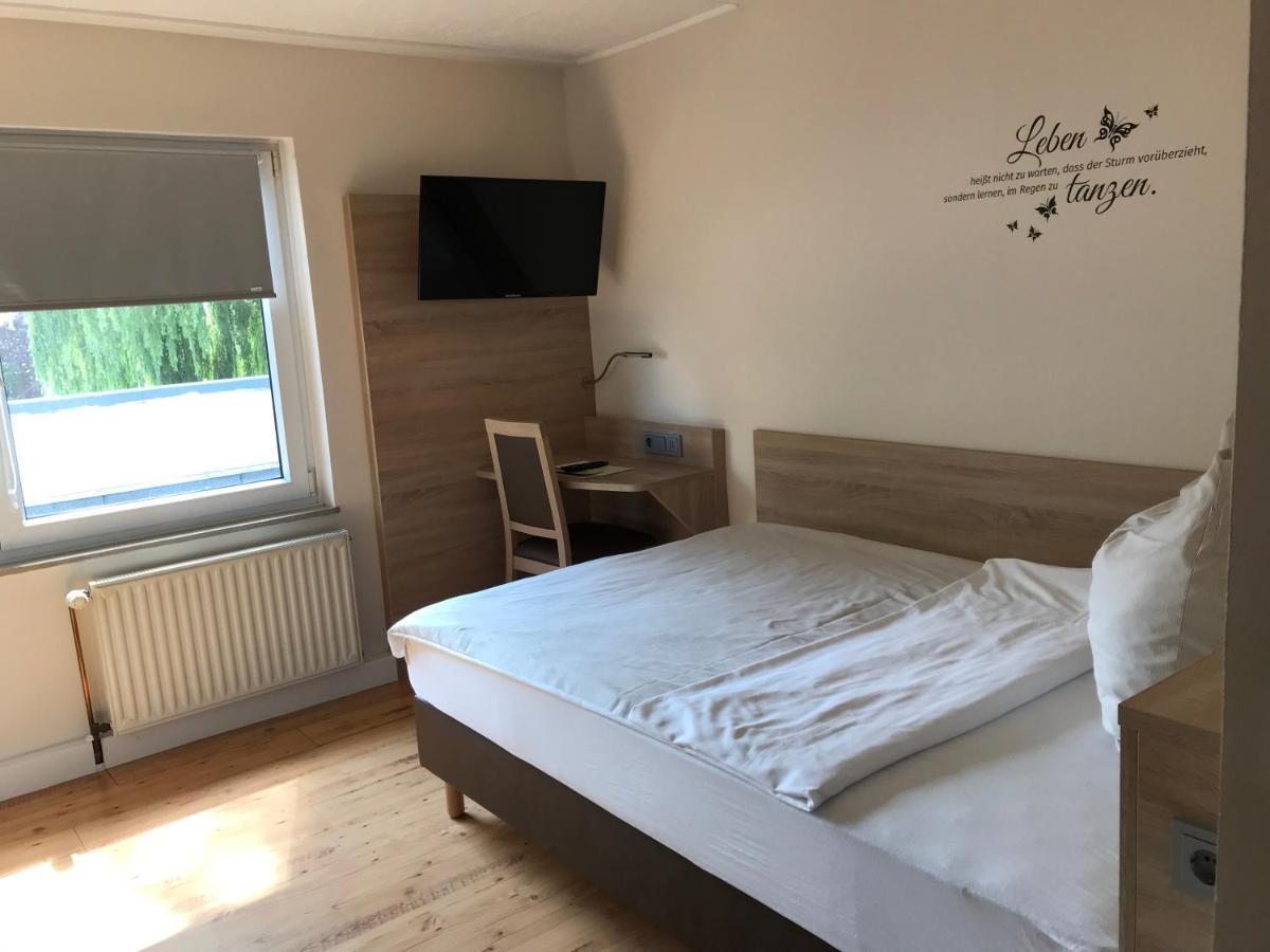Hotel Dreimaedelhaus Espelkamp-Mittwald Dış mekan fotoğraf